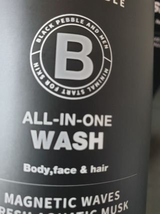블랙페블 올인원 워시 마그네틱 웨이브 500ml — 5점을 준 리뷰어가 2021년 5월 올린 사용 사진