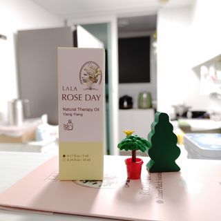 라라로즈데이 시즌2 천연 아로마오일 Y존 케어 속옷향수 이너퍼퓸 5ml  여성의 자존감을 UP시키자 — 4.5점을 준 리뷰어가 2021년 9월 올린 사용 사진