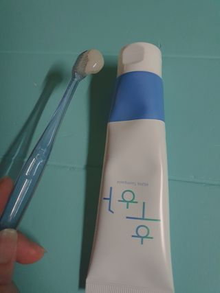[심폐소생소] 무불소 임산부 천연 치약 — 5점을 준 리뷰어가 2021년 8월 올린 사용 사진