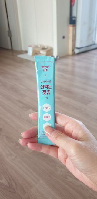 페페로니 잘 먹는 캣츄 - 원양선 참치 24개입 — 5점을 준 리뷰어가 2021년 8월 올린 사용 사진