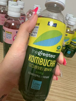 더그레잇티 콤부차 [매일유업] 더그레잇티 44kcal 콤부차 300ml *12개입 (오리지널 6개+베리리치 6개) — 리뷰어가 2023년 7월 올린 사용 사진