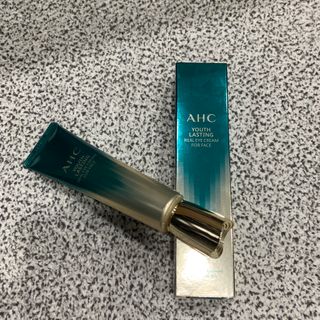 [NEW 탄력유턴 아이크림] AHC 유스 래스팅 리얼 아이크림 포 페이스 — 4점을 준 리뷰어가 2021년 2월 올린 사용 사진