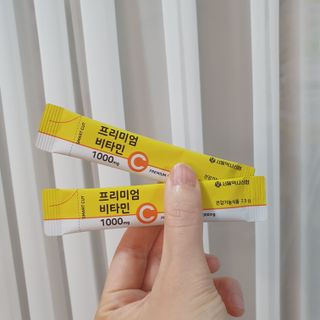서울약사신협 프리미엄비타민C1000_2.5G x 100포 — 5점을 준 리뷰어가 2021년 5월 올린 사용 사진