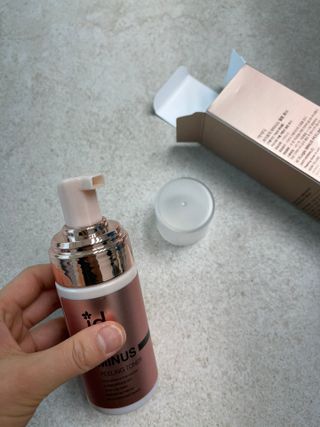 아이디플라코스메틱 아이디 브이로직 마이너스 필링 토너 110ml — 5점을 준 리뷰어가 2022년 1월 올린 사용 사진