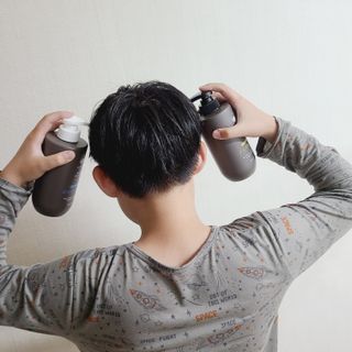 로네쥬 로네쥬 LPP 딥 클리닉 단백질 샴푸/트리트먼트 — 4점을 준 리뷰어가 2022년 5월 올린 사용 사진