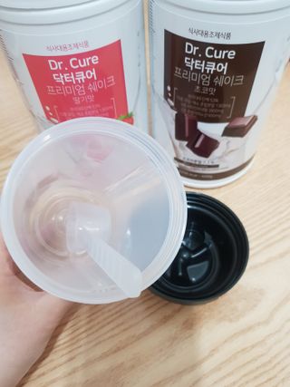 뉴트리션팩토리 닥터큐어 프리미엄쉐이크 다이어트쉐이크 — 5점을 준 리뷰어가 2021년 10월 올린 사용 사진
