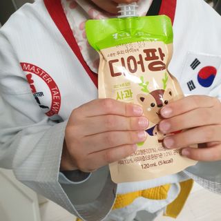 [몸엔용] 우리 아이 건강간식, 달콤한 녹용곤약젤리 디어팡 4종 — 5점을 준 리뷰어가 2022년 4월 올린 사용 사진
