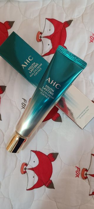 [NEW 탄력유턴 아이크림] AHC 유스 래스팅 리얼 아이크림 포 페이스 — 5점을 준 리뷰어가 2021년 2월 올린 사용 사진