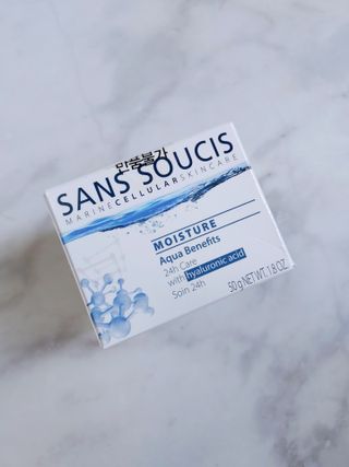 산수시 아쿠아 베네핏 24h 수부지 물광 속건조 수분크림 50ml — 4점을 준 리뷰어가 2021년 7월 올린 사용 사진