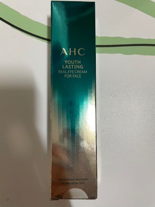 [NEW 탄력유턴 아이크림] AHC 유스 래스팅 리얼 아이크림 포 페이스 — 5점을 준 리뷰어가 2021년 2월 올린 사용 사진