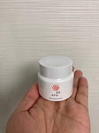 AYU25[아유트웬티파이브]다마스크로즈워터 베이스 천연 수분 촉촉 크림 — 3점을 준 리뷰어가 2021년 2월 올린 사용 사진