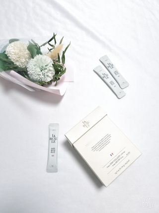 라보르 프렌치 콜라겐 화이트 — 5점을 준 리뷰어가 2022년 10월 올린 사용 사진