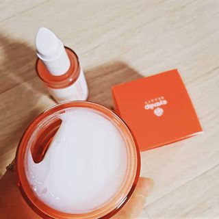 아이앤립 / EYENLIP 아이앤립 연어오일 리바이탈라이징 토너+앰플+크림 3종 세트 — 5점을 준 리뷰어가 2021년 6월 올린 사용 사진