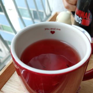 마시다 붉은 석양 빛을 담은 프리미엄 수제 블렌딩 홍차, 레드선셋블랙티 — 4.5점을 준 리뷰어가 2021년 3월 올린 사용 사진