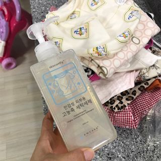아토컴피 신생아와 반려동물도 사용가능한 고농축 세탁세제 섬유유연제 500ml 세트 (독일 피부과 임상시험 완료) — 5점을 준 리뷰어가 2022년 9월 올린 사용 사진
