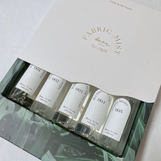 디어포레스트 [5개세트] 숲속의 하루 패브릭미스트 (섬유향수/ 룸스프레이) 50ml 5개 — 5점을 준 리뷰어가 2022년 9월 올린 사용 사진
