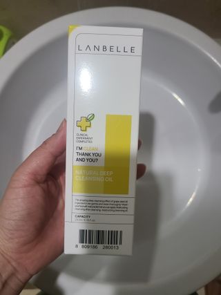 랑벨 내츄럴 딥 클렌징 오일 200ml (저자극 약산성 천연 클렌징) — 5점을 준 리뷰어가 2022년 5월 올린 사용 사진