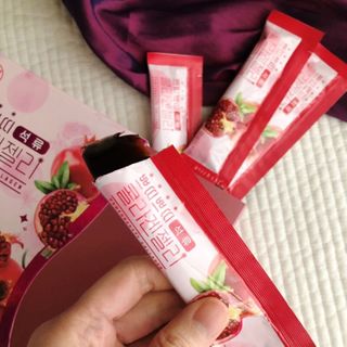 헬스업_쁘띠쁘띠석류콜라겐젤리_20g x 14포 — 5점을 준 리뷰어가 2021년 3월 올린 사용 사진