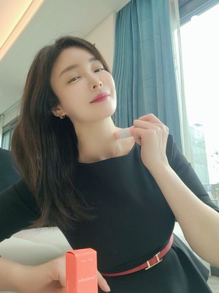 스킨큐어 산다화 카멜리아 안티 링클 멀티밤 — 5점을 준 리뷰어가 2022년 4월 올린 사용 사진