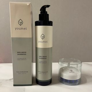 유메이 웰니스 샴푸 + 유메이 스칼프 브러쉬 — 5점을 준 리뷰어가 2021년 12월 올린 사용 사진
