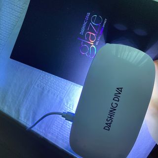 데싱디바 글레이즈 젤네일 크레이지 레드 가을 컬렉션_4종 중 택 1 — 5점을 준 리뷰어가 2021년 9월 올린 사용 사진
