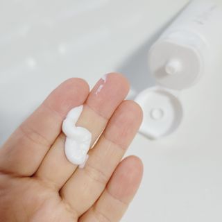 지지지 클린 퍼펙트 클렌징폼 120g — 5점을 준 리뷰어가 2022년 2월 올린 사용 사진