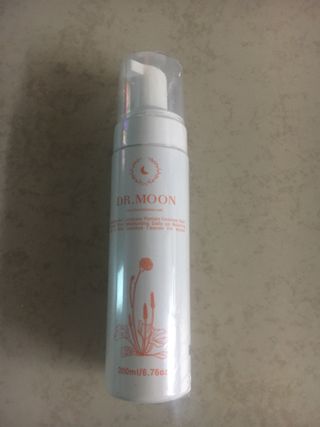 MF프리 [닥터문] 유산균 락토케어 질경초 여성청결제 200ml (폼타입) — 5점을 준 리뷰어가 2022년 6월 올린 사용 사진