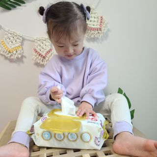킨도 아기 물티슈 골드 일반형 — 5점을 준 리뷰어가 2021년 4월 올린 사용 사진