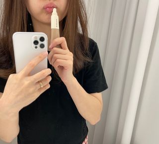 [후르디아] 올리브영 착한보습 비건 립버터 2종 — 5점을 준 리뷰어가 2022년 2월 올린 사용 사진