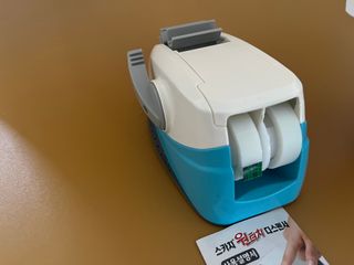 3M 한번의 터치로 깔끔하게 착! 원터치 테이프 디스펜서 — 5점을 준 리뷰어가 2023년 7월 올린 사용 사진