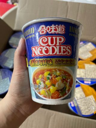 NISSIN 닛신 컵누들  4종 - 씨푸드오리지날, 씨푸드 스파이시, 씨푸드 커리, 씨푸드 XO소스 — 5점을 준 리뷰어가 2022년 4월 올린 사용 사진
