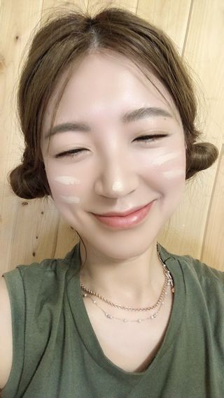 아이앤립 / EYENLIP 아이앤립 루센트 비비크림 2 Color — 4점을 준 리뷰어가 2021년 7월 올린 사용 사진