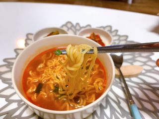 [풀무원] 자연은맛있다 정면, 백면, 홍면  세트 — 5점을 준 리뷰어가 2021년 4월 올린 사용 사진