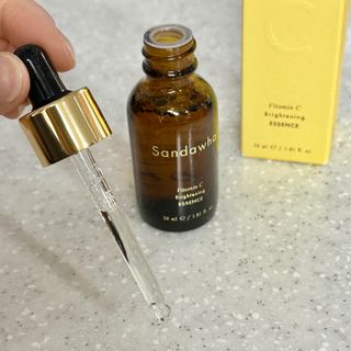 스킨큐어 산다화 비타민c 화이트닝 에센스 30ml — 4.5점을 준 리뷰어가 2024년 1월 올린 사용 사진