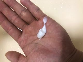 [갸스비] 지성 남성을 위한 포어케어 클렌징폼 — 4점을 준 리뷰어가 2021년 10월 올린 사용 사진