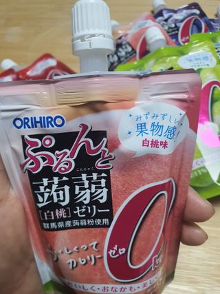 ORIHIRO 오리히로 곤약젤리 제로칼로리 130g 4종 4팩(맛별로 1팩씩) — 5점을 준 리뷰어가 2023년 1월 올린 사용 사진