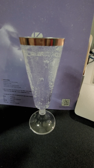몽베스트 Montbest with Sparkling water Plain 20병 — 5점을 준 리뷰어가 2021년 11월 올린 사용 사진