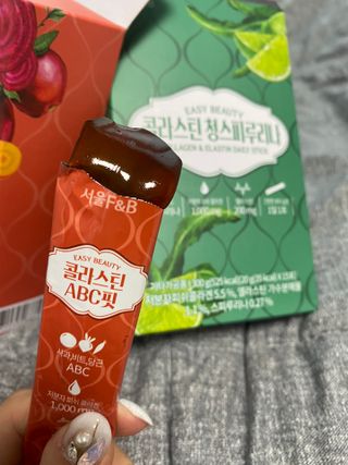 서울에프엔비 콜라스틴 3종 뷰티젤리스틱 45입 [ABC핏 15입 /  석류핏 15입 / 청스피루리나 15입] — 5점을 준 리뷰어가 2021년 7월 올린 사용 사진