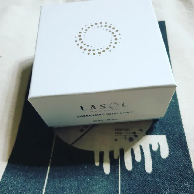 라솔 에이지 리뉴 리셋 크림 리뷰 사진