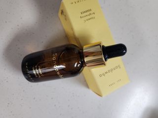 스킨큐어 산다화 비타민c 화이트닝 에센스 30ml — 5점을 준 리뷰어가 2024년 1월 올린 사용 사진