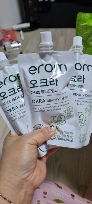 [이롬] 오크라 마시는 뷰티드링크 100mL x 20입 — 5점을 준 리뷰어가 2022년 9월 올린 사용 사진