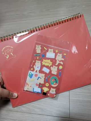 리훈 곰부 체크리스트+ 곰부 리무버블스티커 1장 — 4점을 준 리뷰어가 2021년 6월 올린 사용 사진