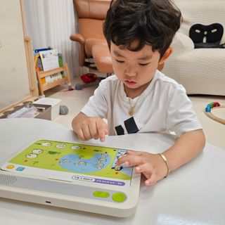 크레타탭 차세대 사고력 유아수학 학습기 페이퍼 태블릿 — 5점을 준 리뷰어가 2023년 9월 올린 사용 사진