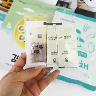해풀잎 누구나 김밥*1ea [(혼합야채 35g *1ea,  김밥김 (5g, 5ea),  양념간장 (6g, 5ea), 참기름(5g, 2ea)] — 4점을 준 리뷰어가 2022년 5월 올린 사용 사진