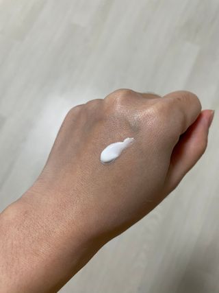 렉스리 데일리 톤업 크림 Rexri Daily Tone Up Cream — 5점을 준 리뷰어가 2022년 7월 올린 사용 사진