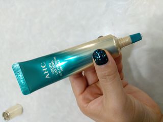 [NEW 탄력유턴 아이크림] AHC 유스 래스팅 리얼 아이크림 포 페이스 — 5점을 준 리뷰어가 2021년 1월 올린 사용 사진