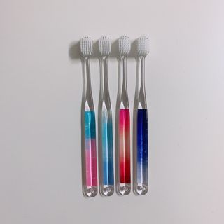 에브리모먼트 에브리 모먼트 칫솔 Every moment toothbrush — 4점을 준 리뷰어가 2022년 5월 올린 사용 사진