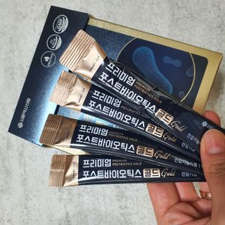 서울약사신협_프리미엄포스트바이오틱스골드_5g x 50포 — 5점을 준 리뷰어가 2021년 3월 올린 사용 사진