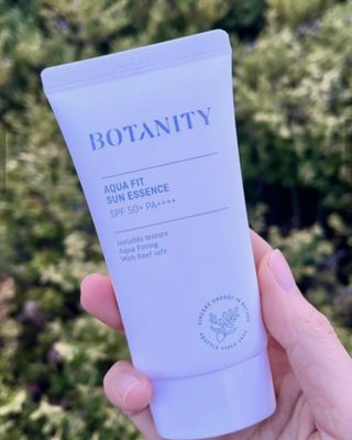 보타니티 촉촉수분자차 아쿠아핏 선 에센스 50ml + 보송톤업자차 징크 선 로션 50ml SPF50+ PA++++ (4/25) — 4.5점을 준 리뷰어가 2022년 5월 올린 사용 사진