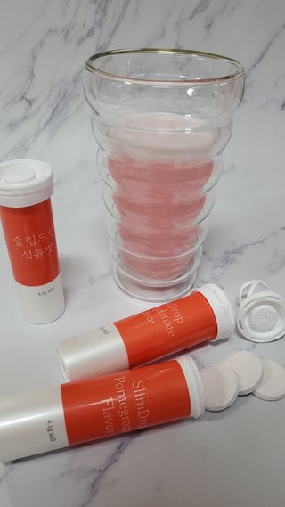 [슬림드랍 석류맛] 건기식 다이어트 보조제 겸 비타민 — 5점을 준 리뷰어가 2022년 1월 올린 사용 사진